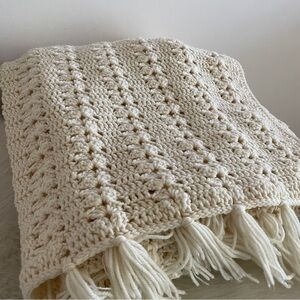 Vintage Cozy Cream Knitted handmade Throw Blanket